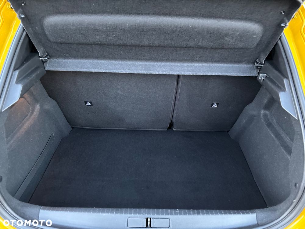 Peugeot 208 PureTech 100 GT Pack - 27