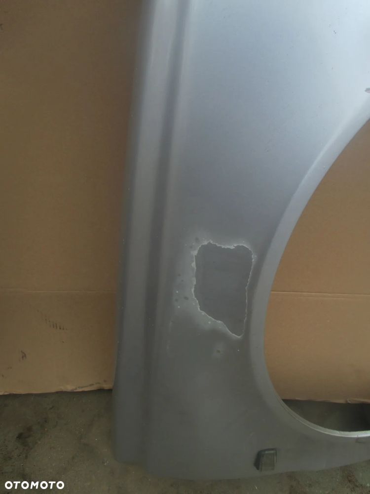 błotnik prawy Volvo V40 S40 lift - 2