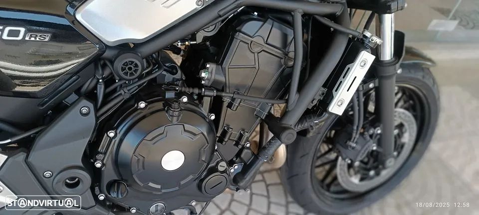Kawasaki Z 650 RS - APENAS 35 Kms - 17