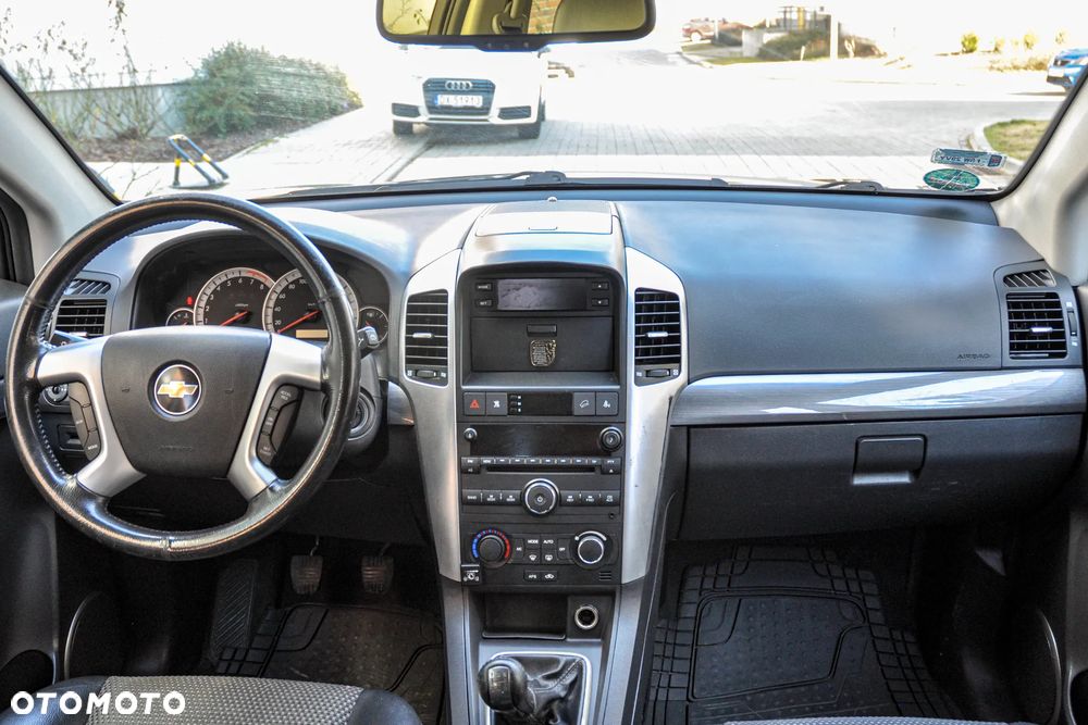 Chevrolet Captiva 2.4 2WD 7 Sitzer LS - 9