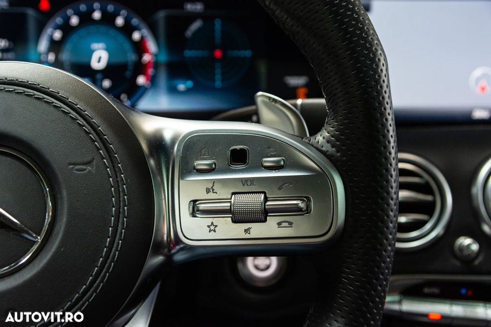 Mercedes-Benz S 560 Coupe 4Matic 9G-TRONIC - 22