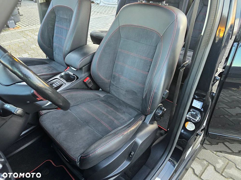 Ford S-Max 2.0 TDCi DPF Titanium X - 15