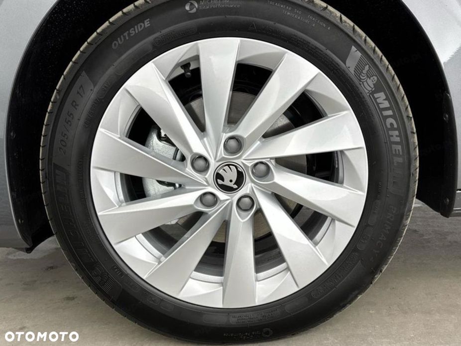 Skoda Octavia 1.5 TSI mHEV Drive Selection DSG - 22