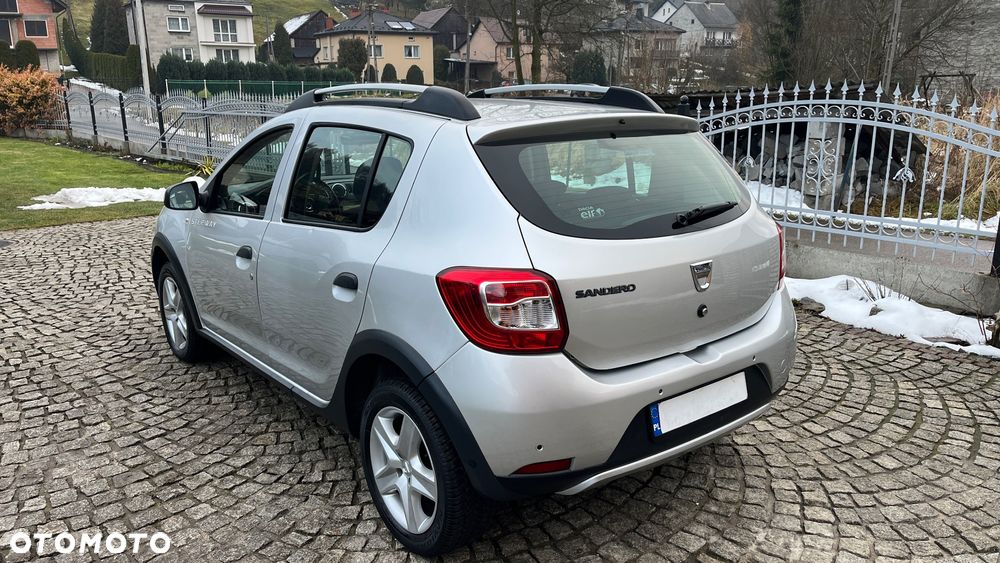 Dacia Sandero dCi 90 S&S Celebration - 4