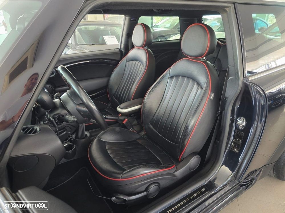 MINI 3 Portas John Cooper Works - 7