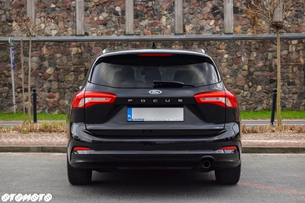 Ford Focus 1.5 EcoBoost Titanium X - 11