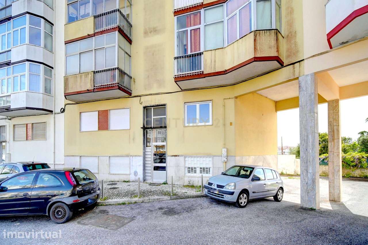 Apartamento T2 completamente renovado - Algueirão - Grande imagem: 3/31
