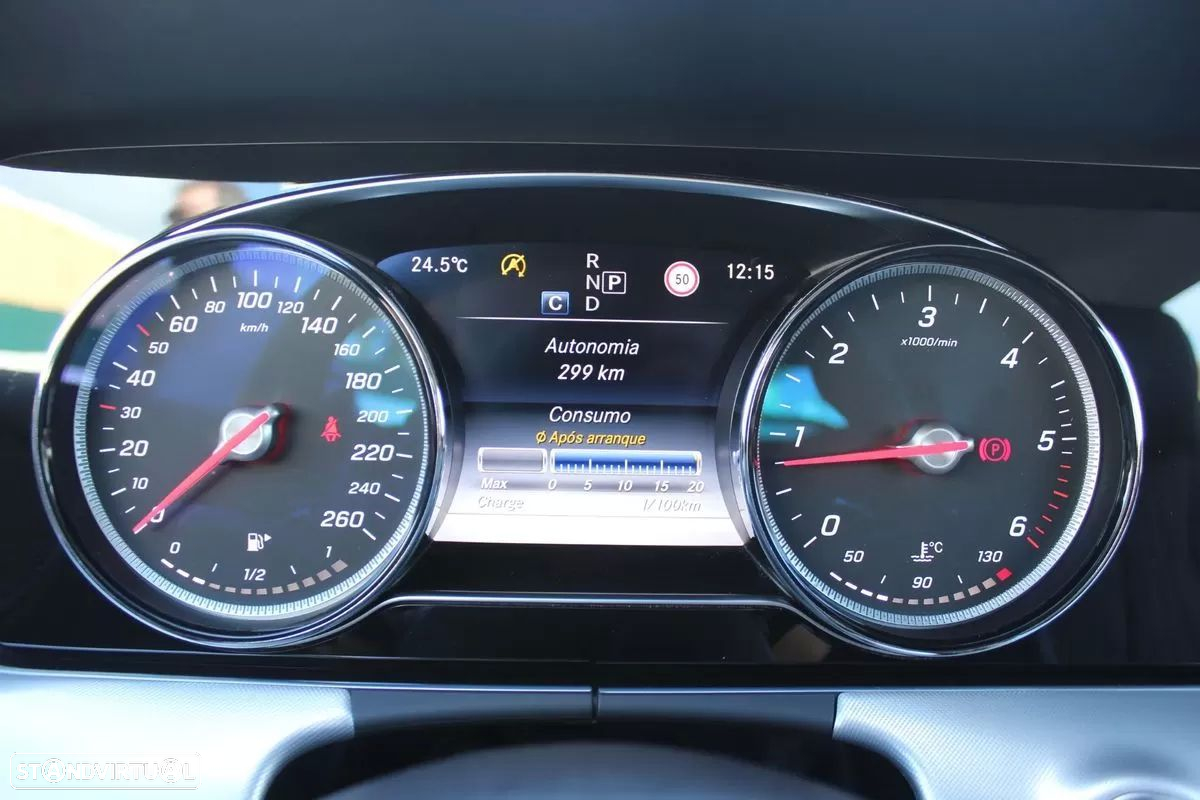 Mercedes-Benz E 220 - 35