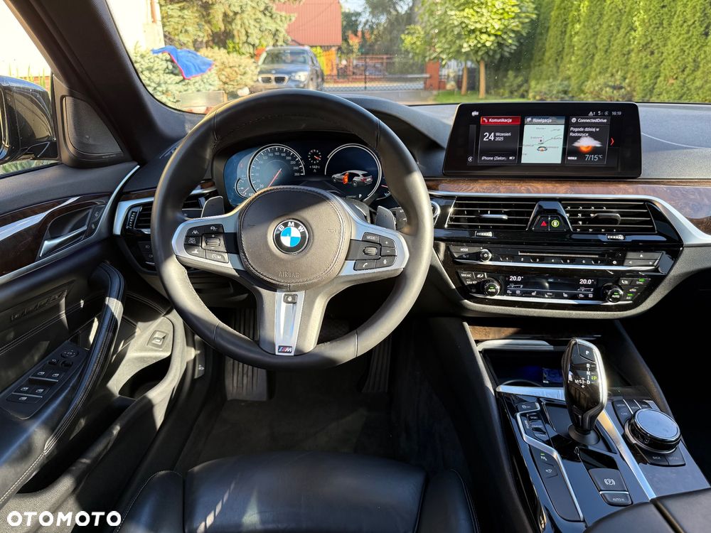 BMW Seria 5 520d Touring Sport Line - 26