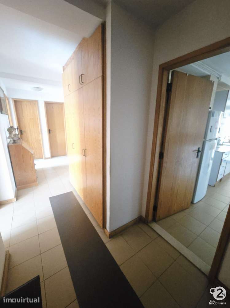 Apartamento T3 no Porto ( Lordelo do Ouro ) - Grande imagem: 3/19