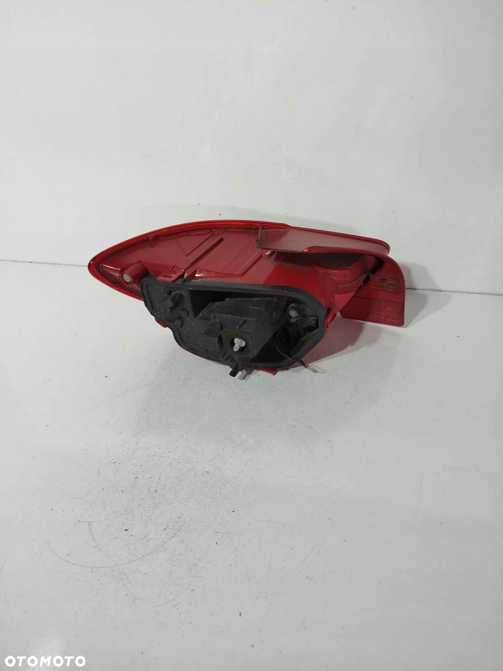 LAMPA PRAWA TYLNA SEAT IBIZA IV 08-17 6J HB - 4