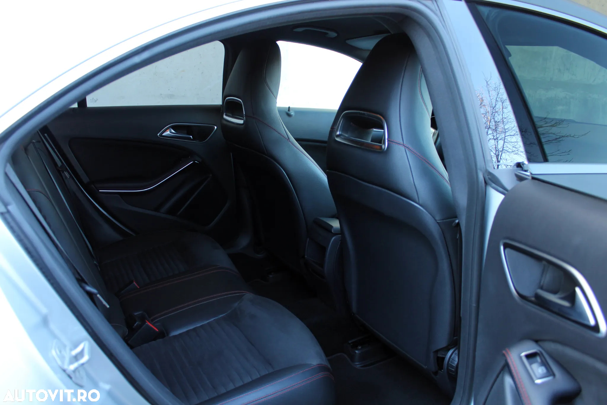 Mercedes-Benz CLA 220 CDI 7G-DCT AMG Line - 9
