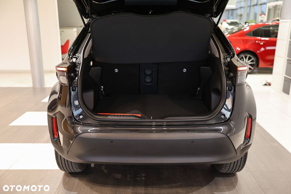 Toyota Yaris Cross - 12