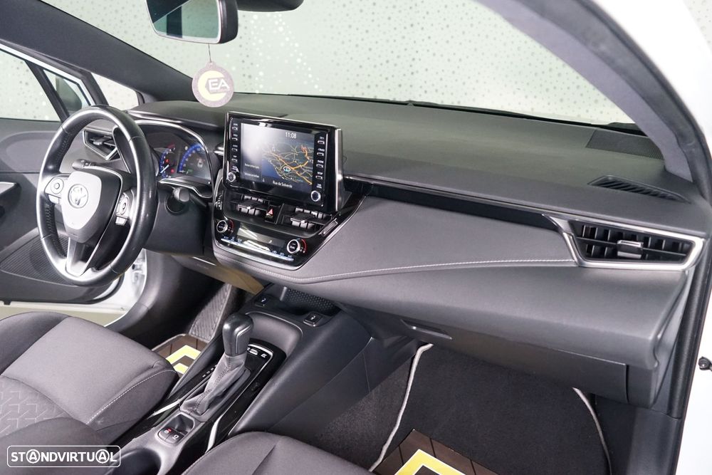 Toyota Corolla 1.8 Hybrid Active - 19