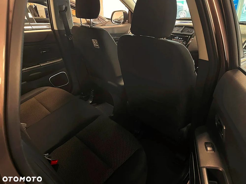 Mitsubishi ASX 1.6 Invite - 11