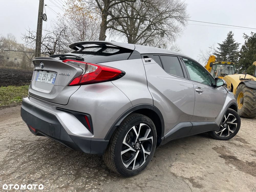 Toyota C-HR 1.8 Hybrid Prestige - 1