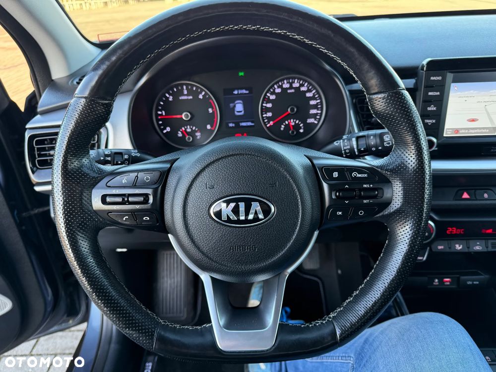 Kia Stonic 1.6 CRDi Platinum Edition - 21