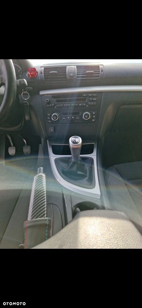 BMW Seria 1 116i - 17