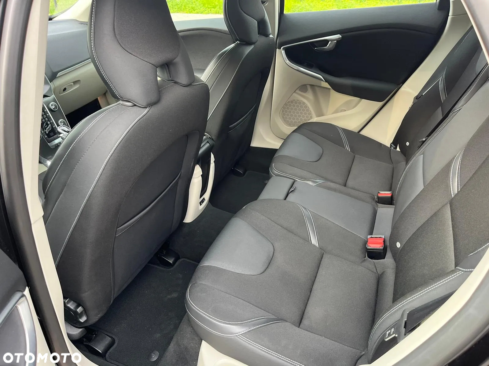 Volvo V40 - 12