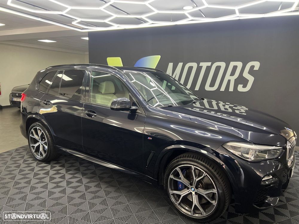 BMW X5 30 d xDrive Pack M 50 anos - 1