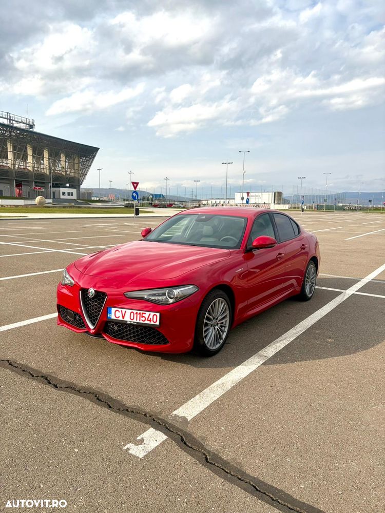 Alfa Romeo Giulia 2.0 Turbo AWD AT8 Veloce - 1