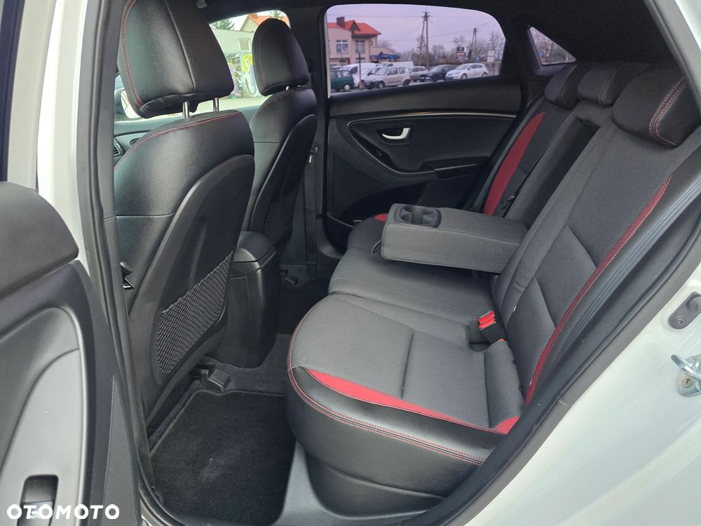 Hyundai i30 1.6 T GDI Turbo - 20