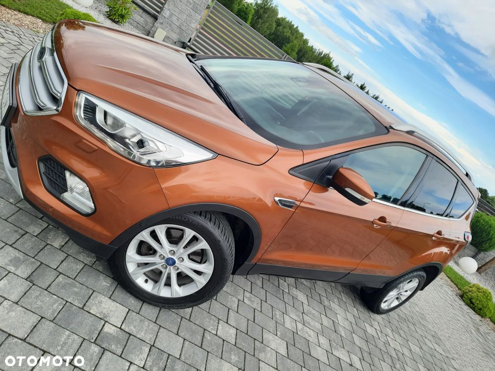 Ford Kuga 2.0 TDCi 2x4 Business Edition - 6
