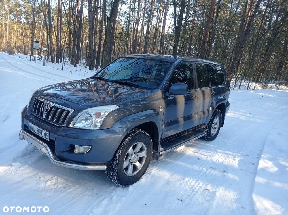 Toyota Land Cruiser - 4