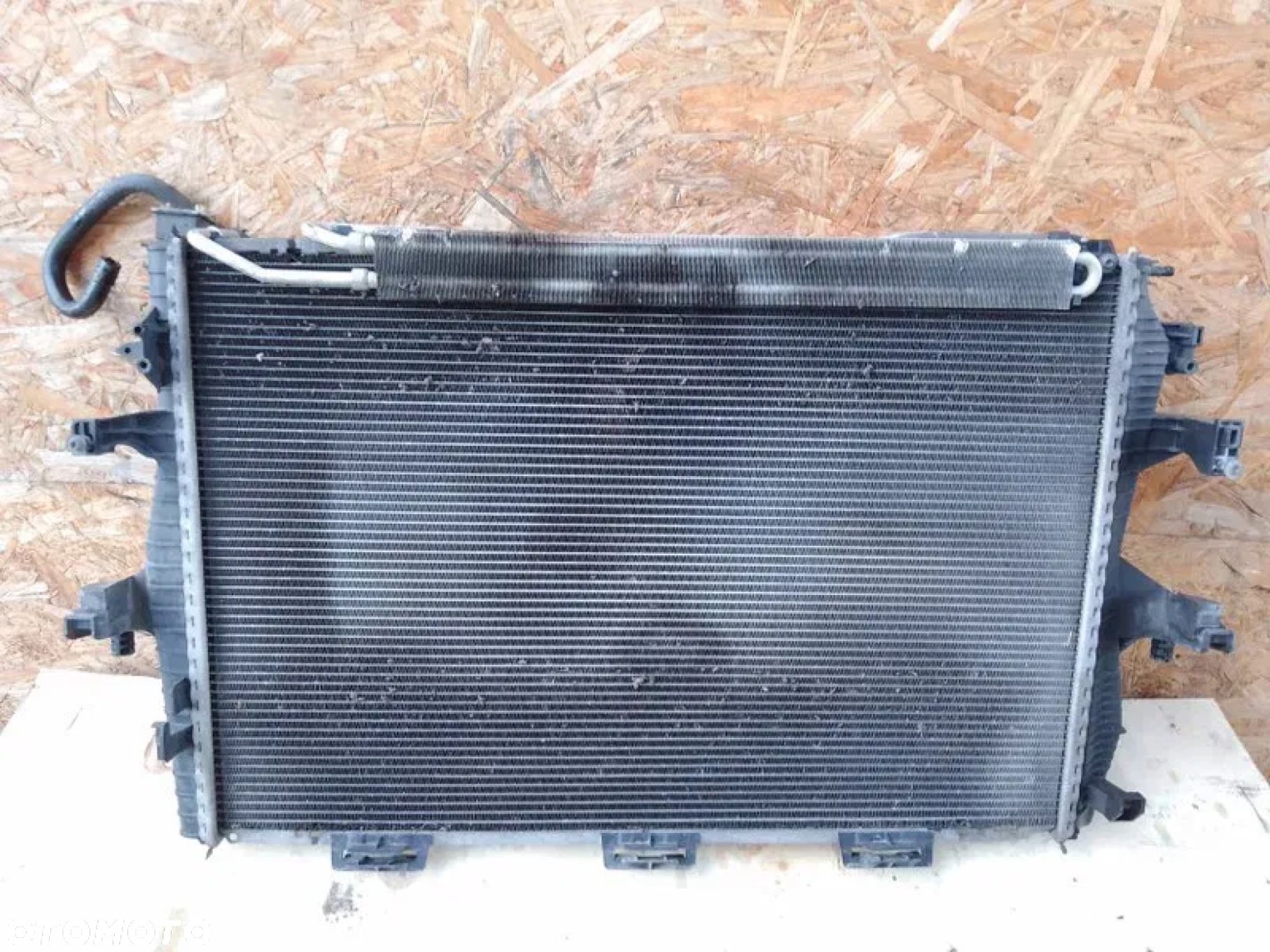 Chłodnica Wody Vw Transporter T5 1.9 TDI 7H0121253K - 1