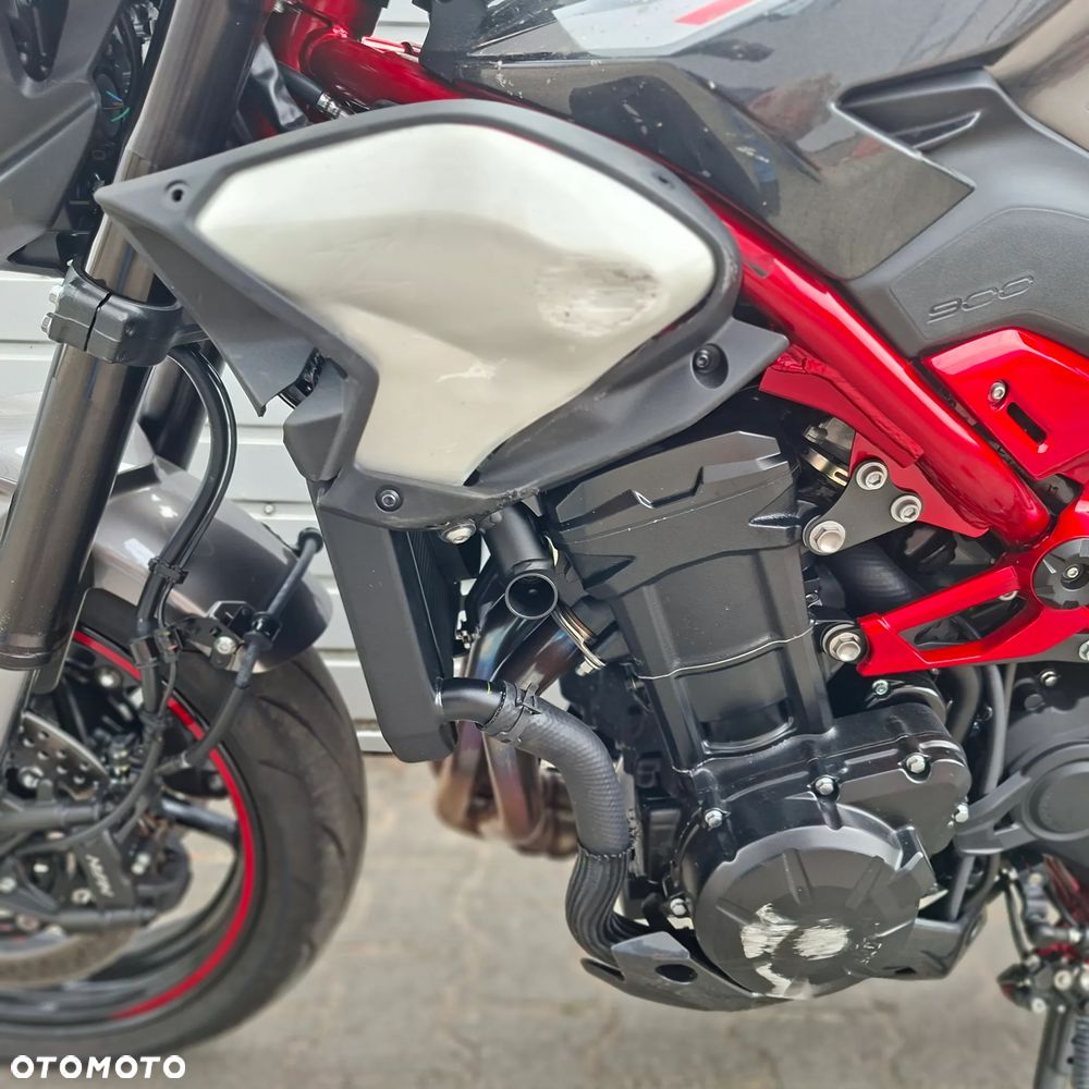 Kawasaki Z 900 - 7