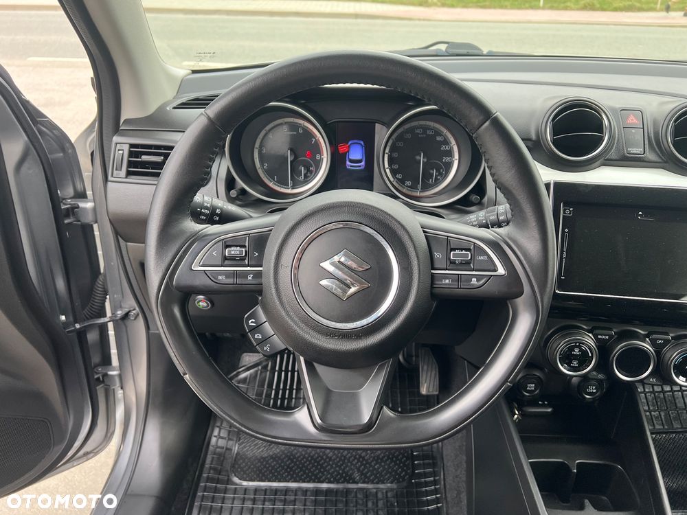 Suzuki Swift 1.2 Premium Plus - 13