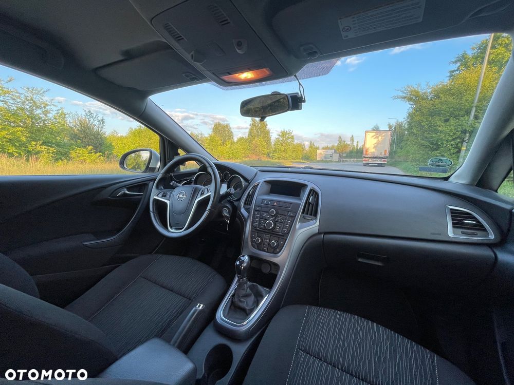 Opel Astra 1.4 T Enjoy - 17