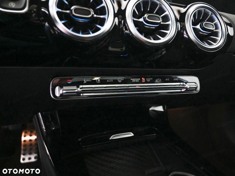 Mercedes-Benz Klasa A 45 S AMG 4-Matic 8G-DCT - 11