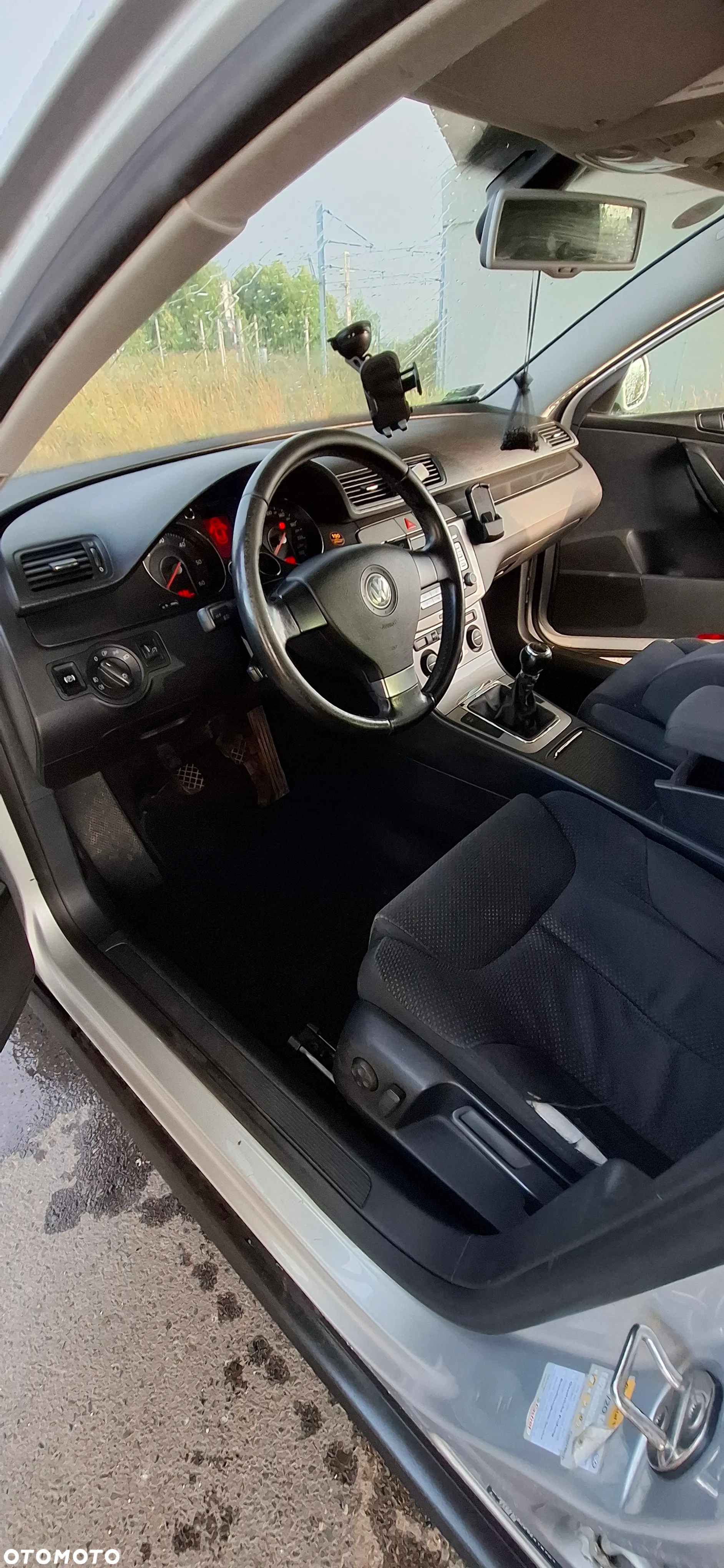 Volkswagen Passat - 2