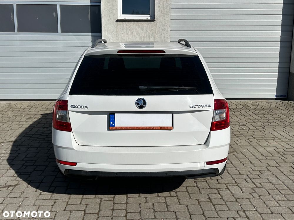 Skoda Octavia 1.6 TDI SCR Active - 10