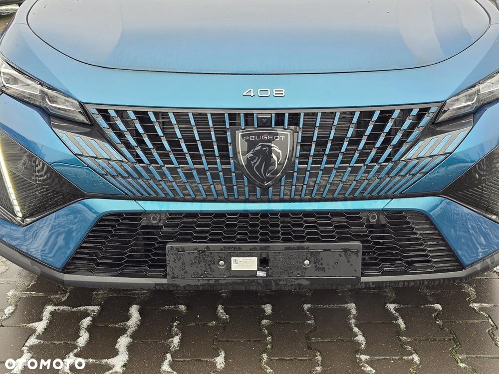 Peugeot 408 1.6 Plug-In Hybrid 225 GT EAT8 - 29
