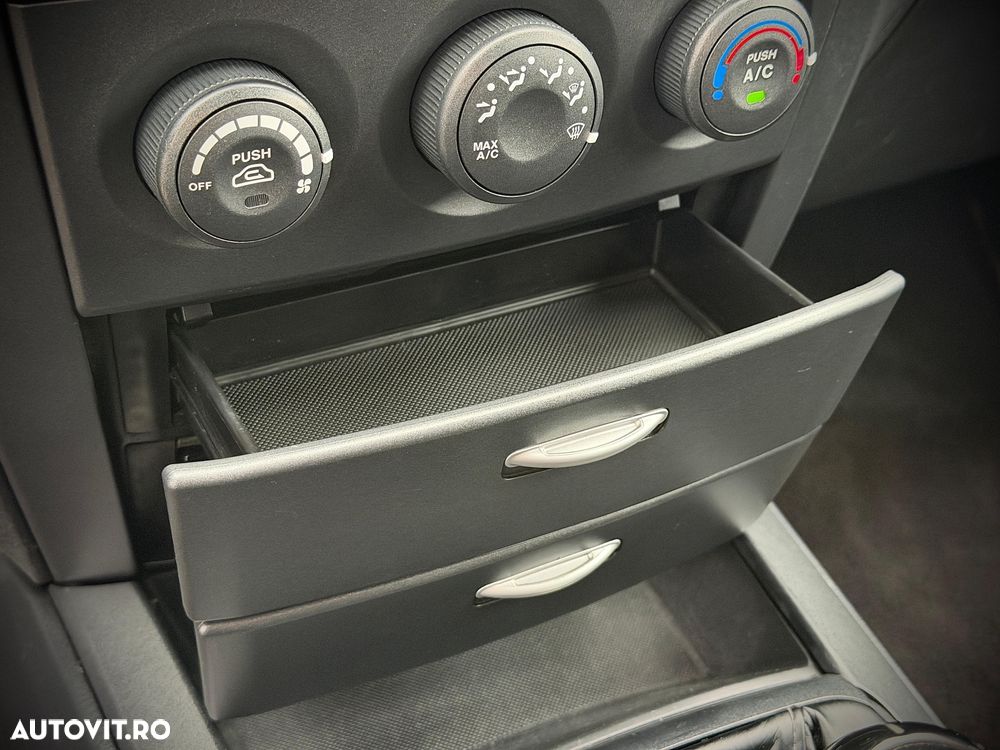 Kia Sorento 2.5 CRDi VGT EX - 32