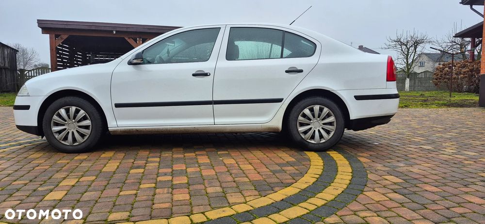 Skoda Octavia 1.6 Classic - 5