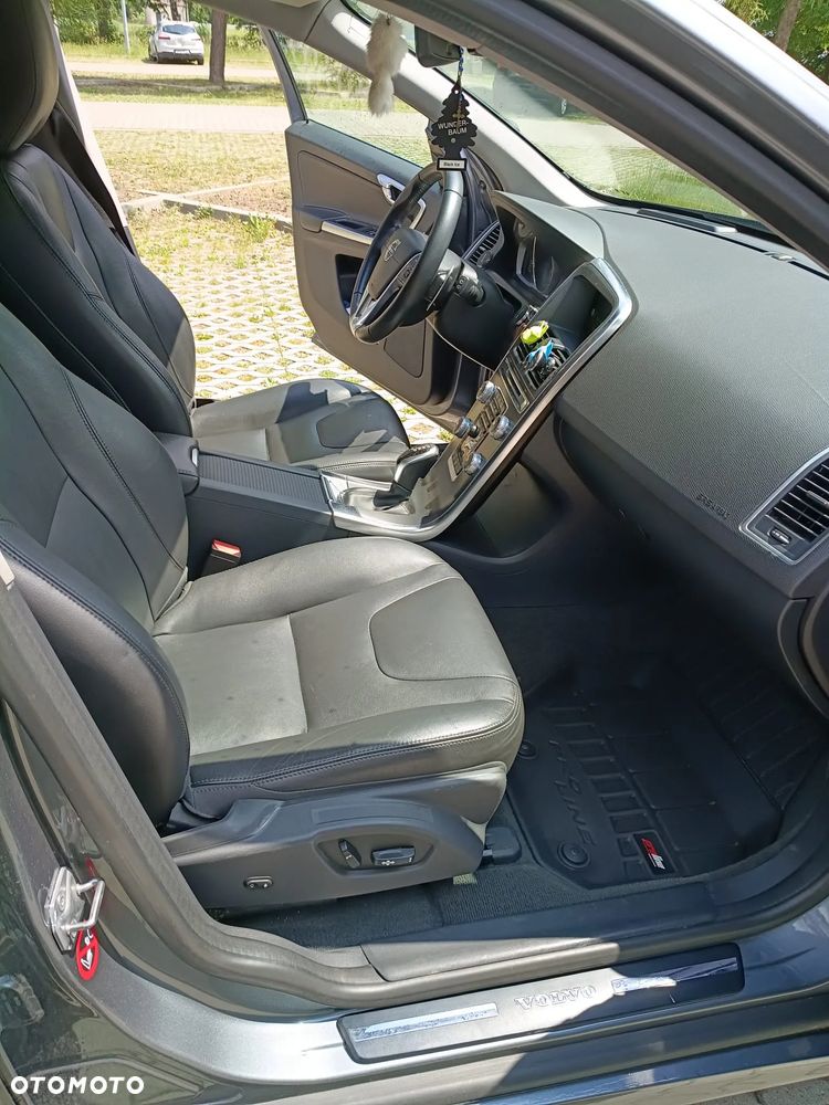 Volvo XC 60 D4 Drive-E Summum - 16