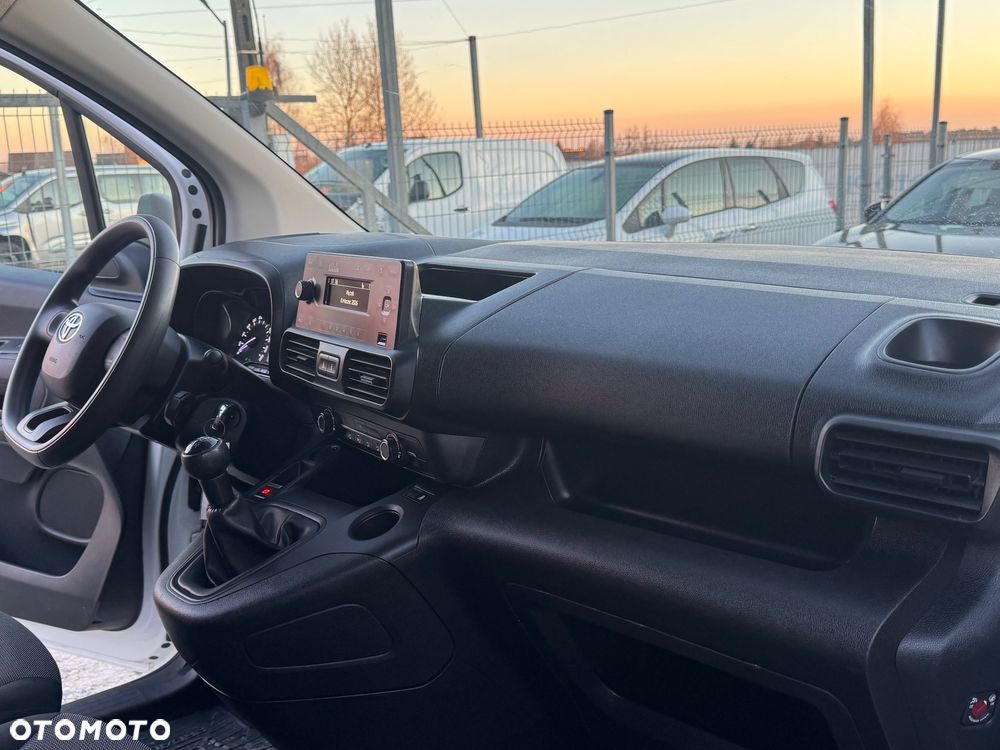 Toyota PROACE city - 13