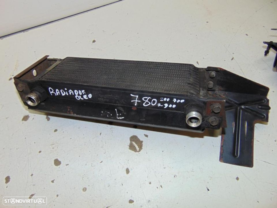 Volvo 780 Turbo coupê Bertone bomba de gasolina - 5