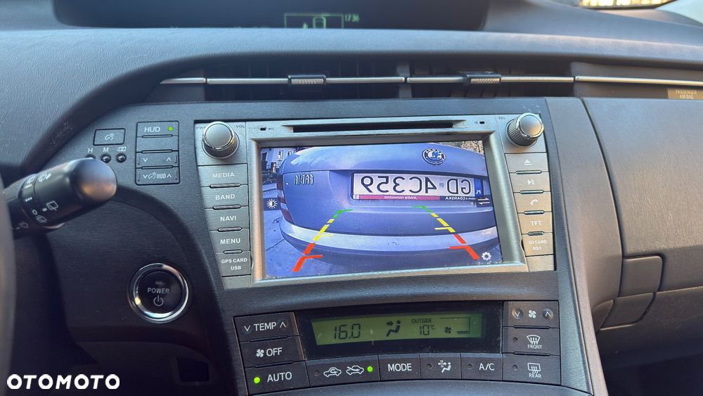 Toyota Prius 1.8 HSD Prestige - 12