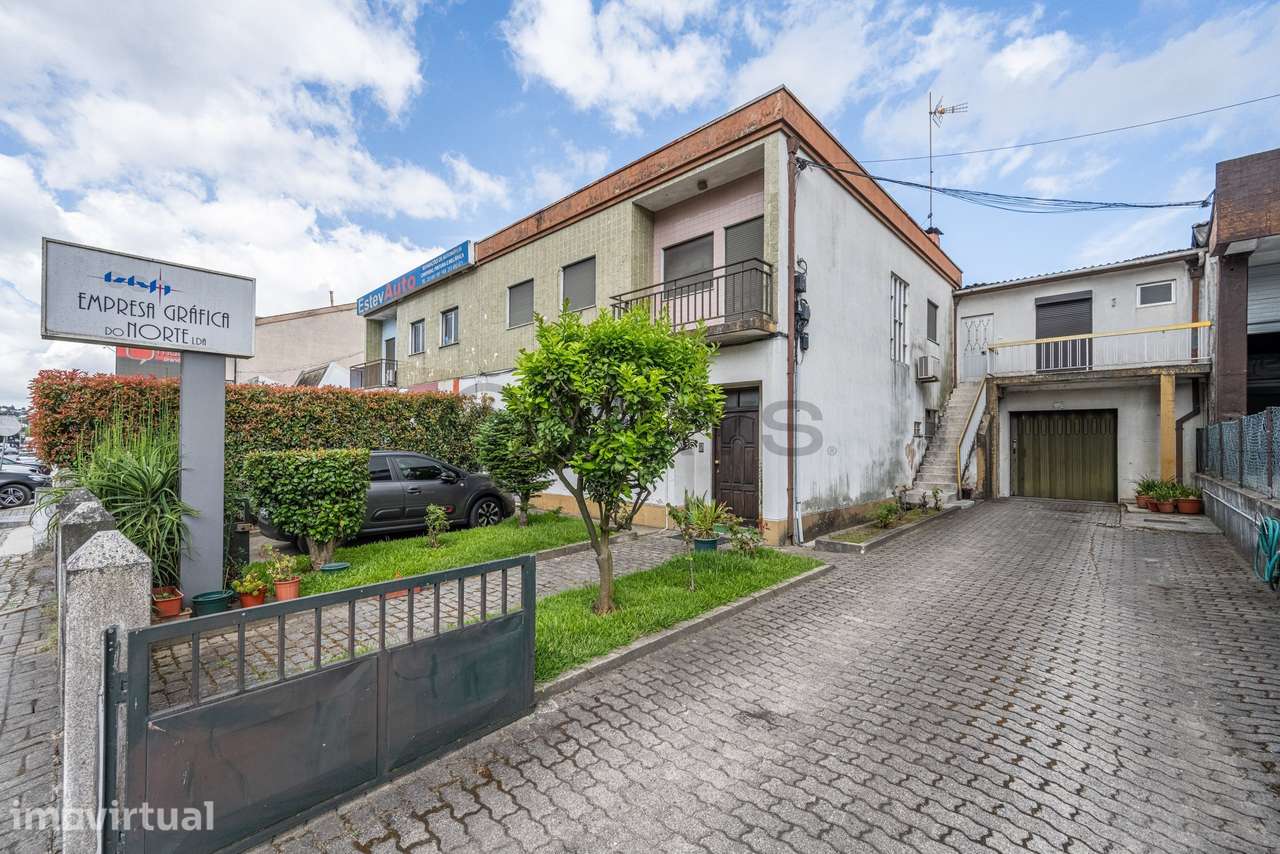 Armazém e Habitação em Ferreiros - Grande imagem: 2/36