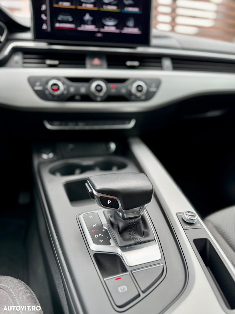 Audi A4 Avant 2.0 40 TDI S tronic MHEV S Line - 34