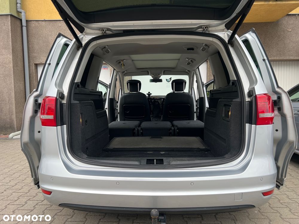 Volkswagen Sharan 2.0 TDI Blue Motion Highline - 18