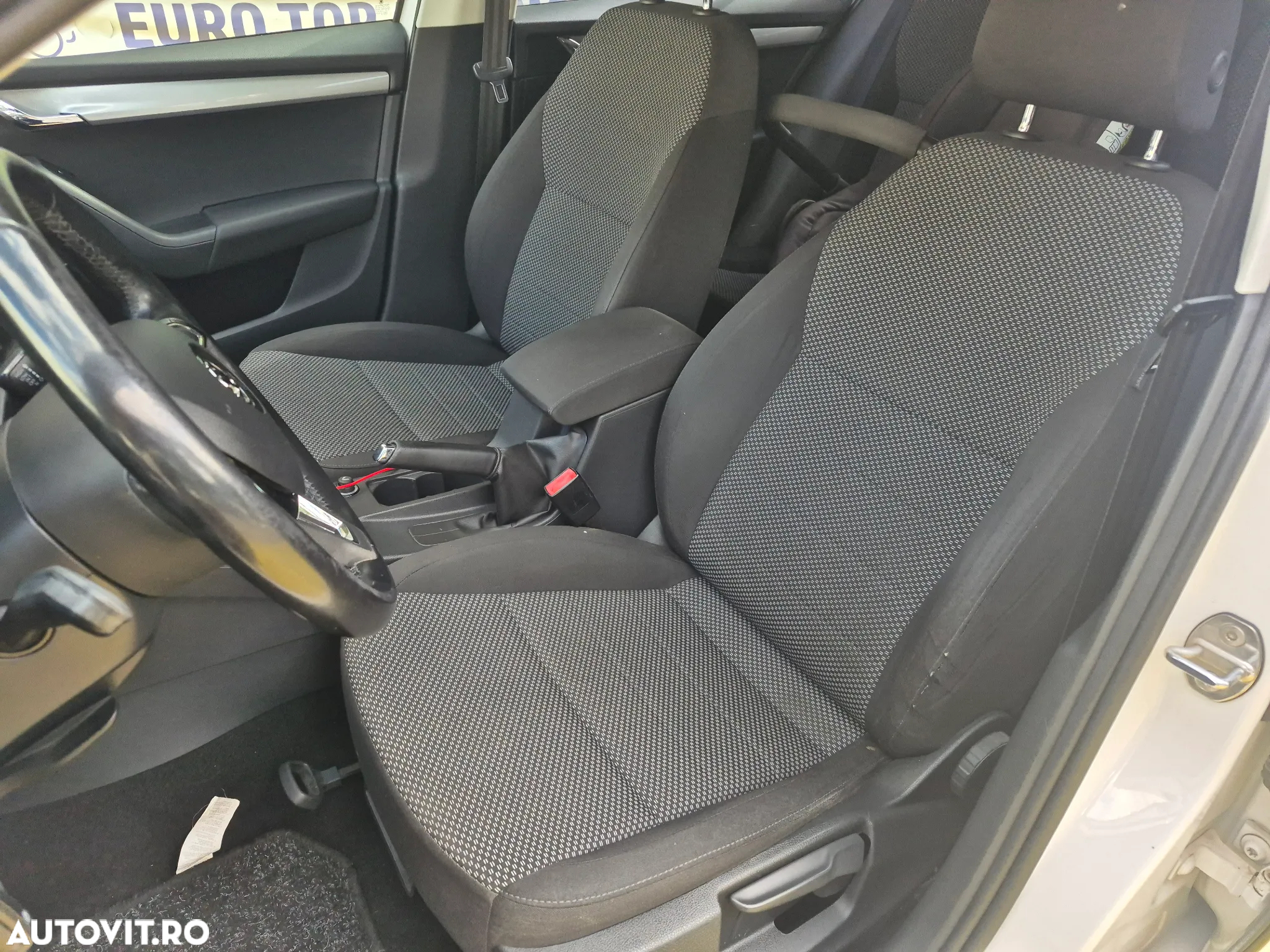 Skoda Octavia 2.0 TDI Ambition - 10