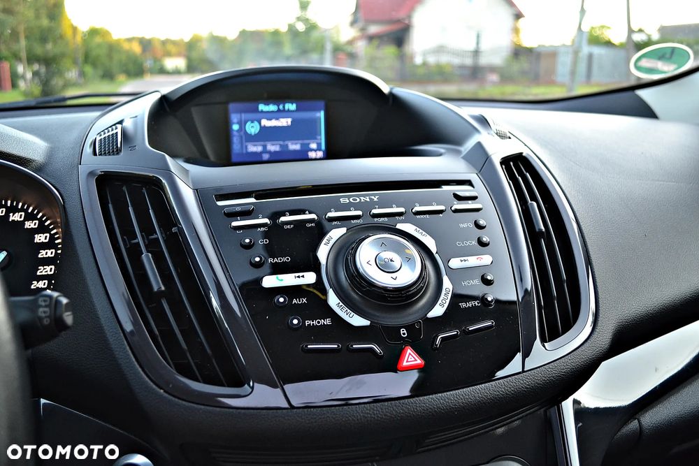 Ford Kuga 2.0 TDCi 4x4 Individual - 37