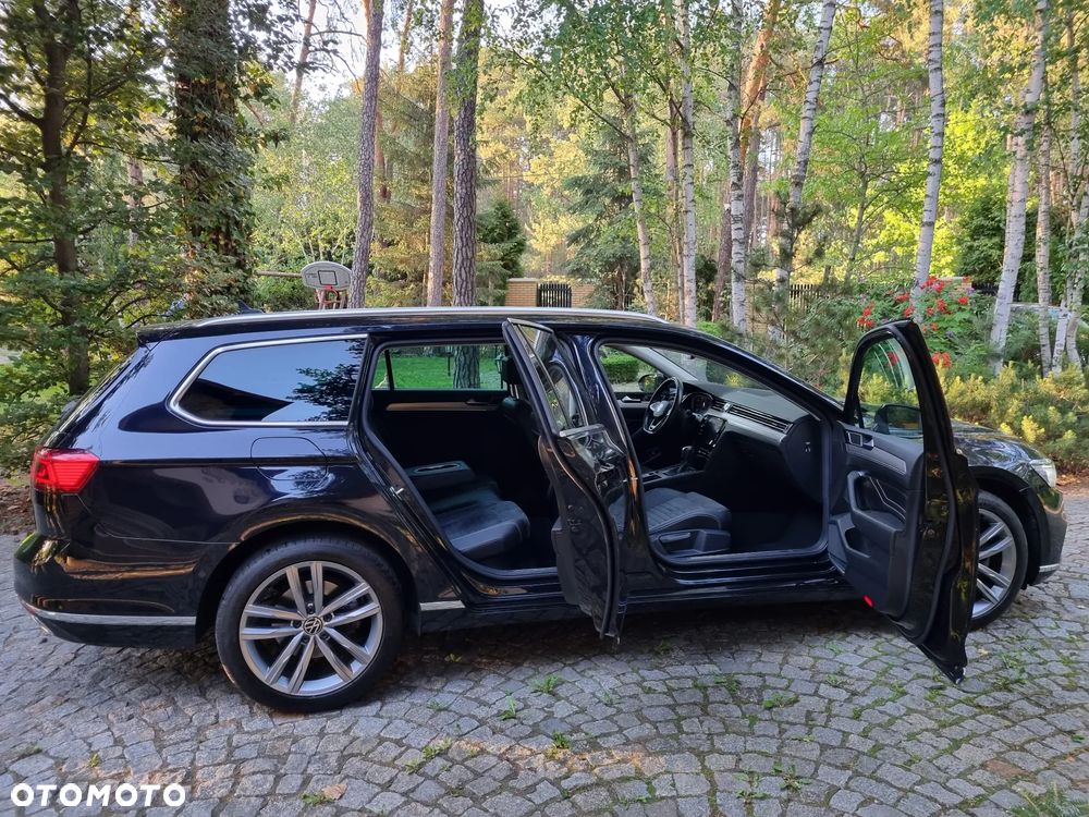 Volkswagen Passat 2.0 TDI 4Mot Elegance DSG - 8