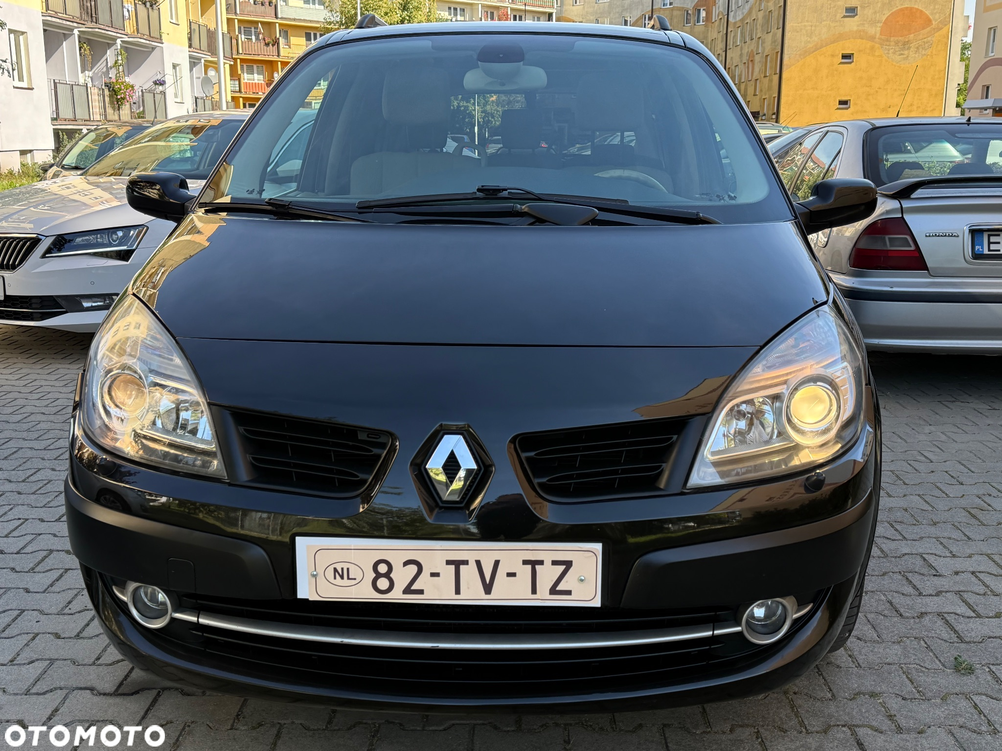 Renault Grand Scenic 2.0 16V Privilege - 10