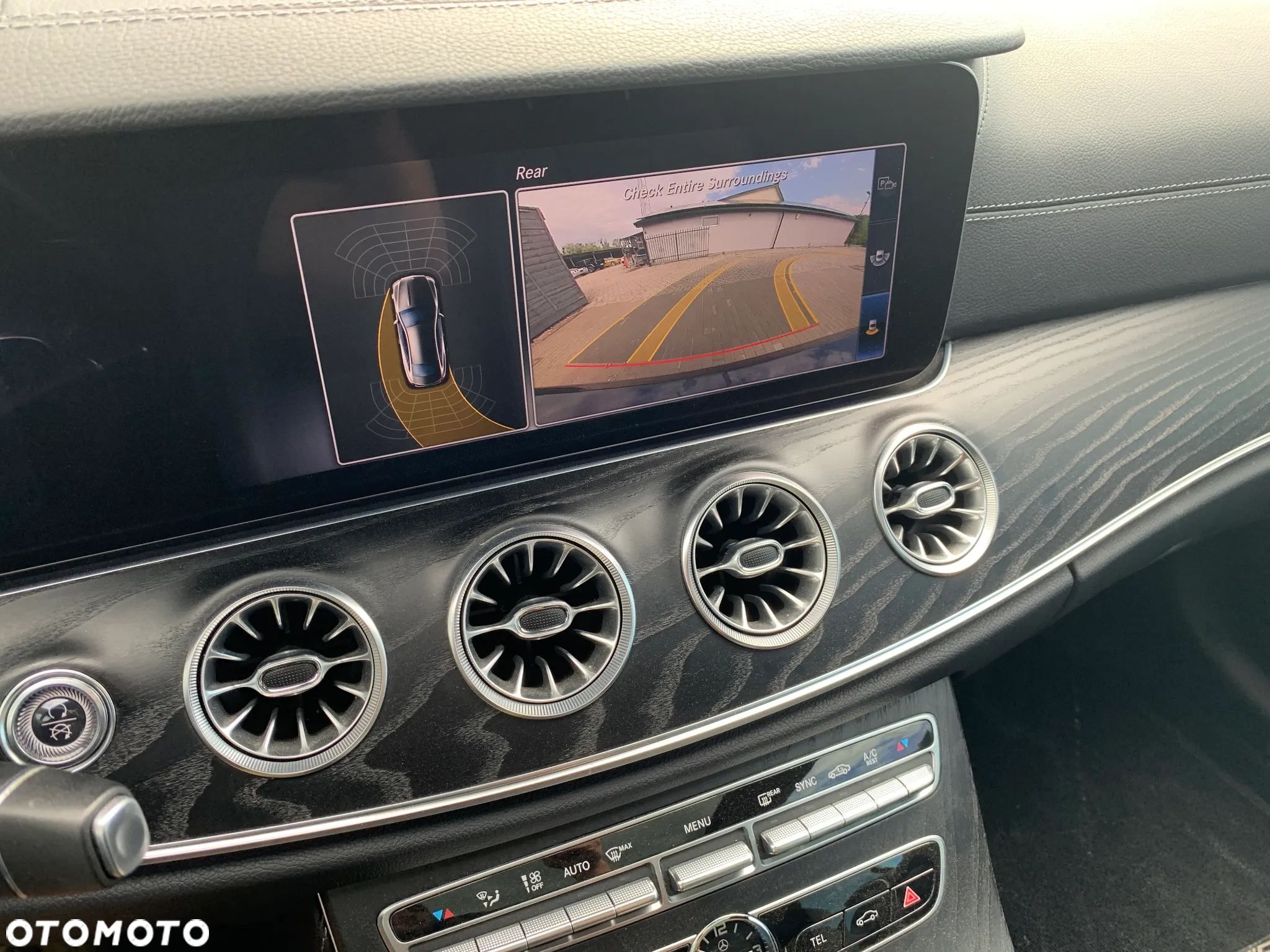 Mercedes-Benz Klasa E 400 4Matic Coupe 9G-TRONIC AMG Line - 24